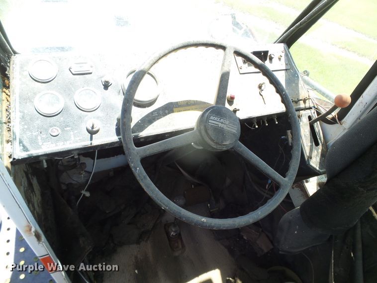 image for item DC5092 SpraCoupe 220 sprayer