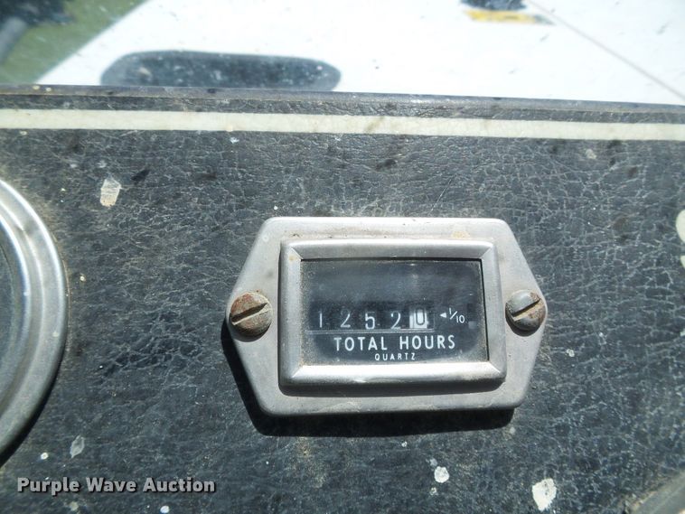 image for item DC5092 SpraCoupe 220 sprayer