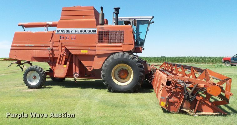 image for item DC5093 1985 Massey-Ferguson 860 combine