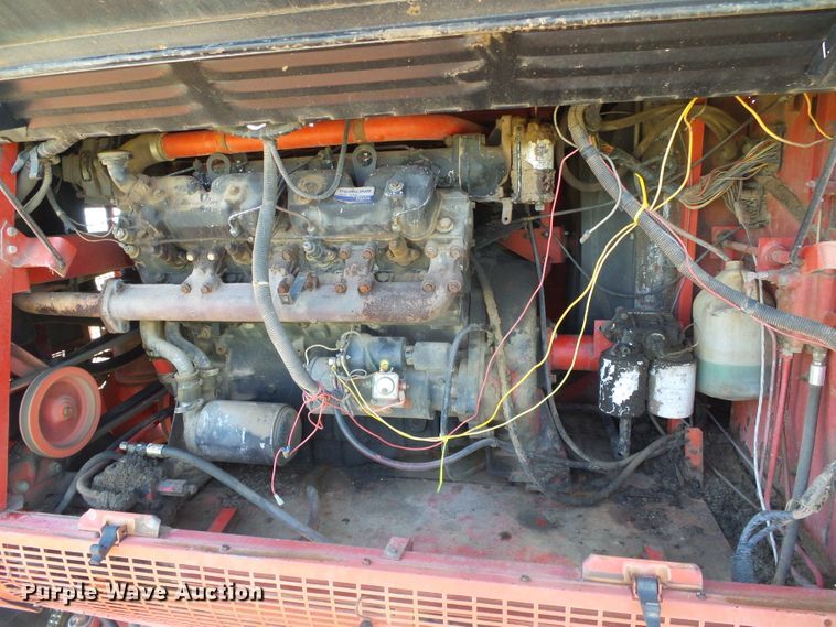 image for item DC5093 1985 Massey-Ferguson 860 combine