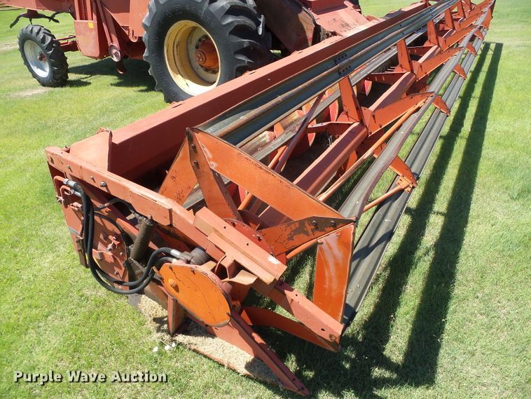 image for item DC5093 1985 Massey-Ferguson 860 combine