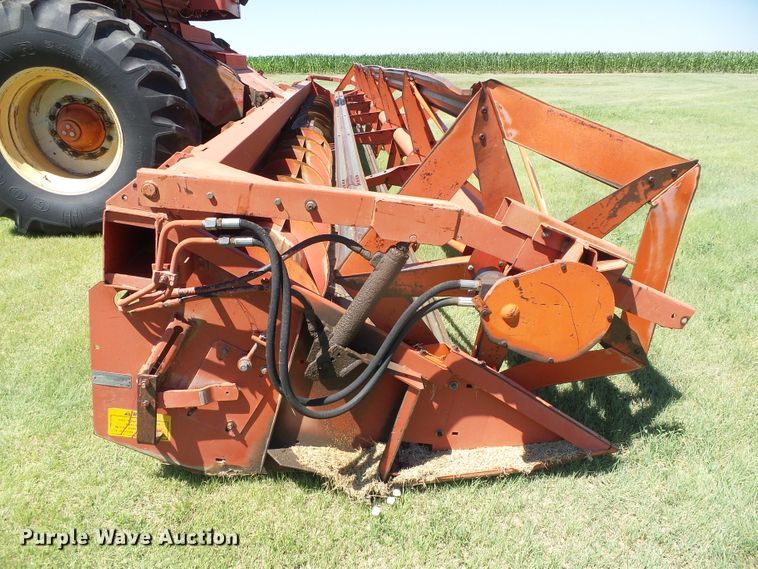 image for item DC5093 1985 Massey-Ferguson 860 combine