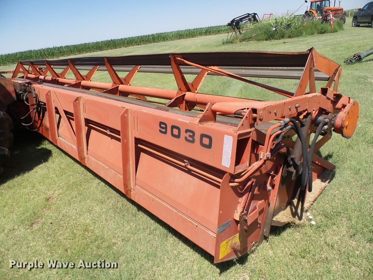 image for item DC5093 1985 Massey-Ferguson 860 combine