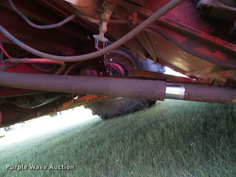 image for item DC5093 1985 Massey-Ferguson 860 combine