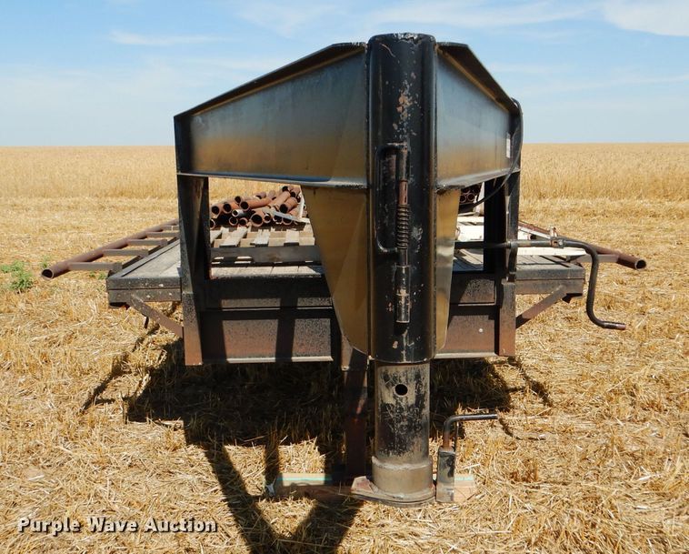 image for item DC5095 1979 W-W flatbed trailer