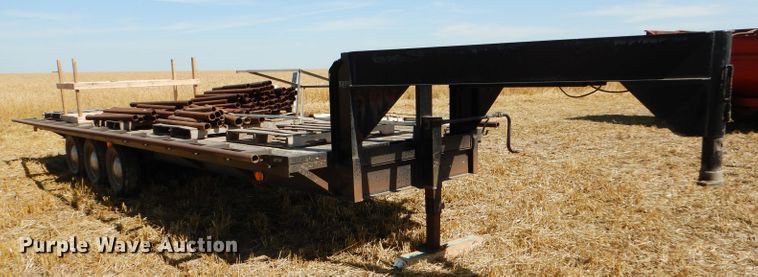 image for item DC5095 1979 W-W flatbed trailer