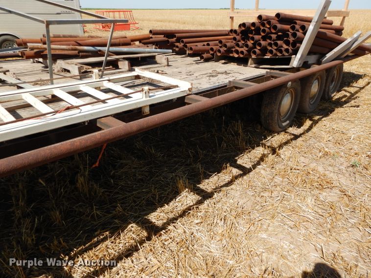 image for item DC5095 1979 W-W flatbed trailer