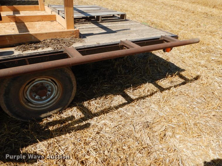 image for item DC5095 1979 W-W flatbed trailer