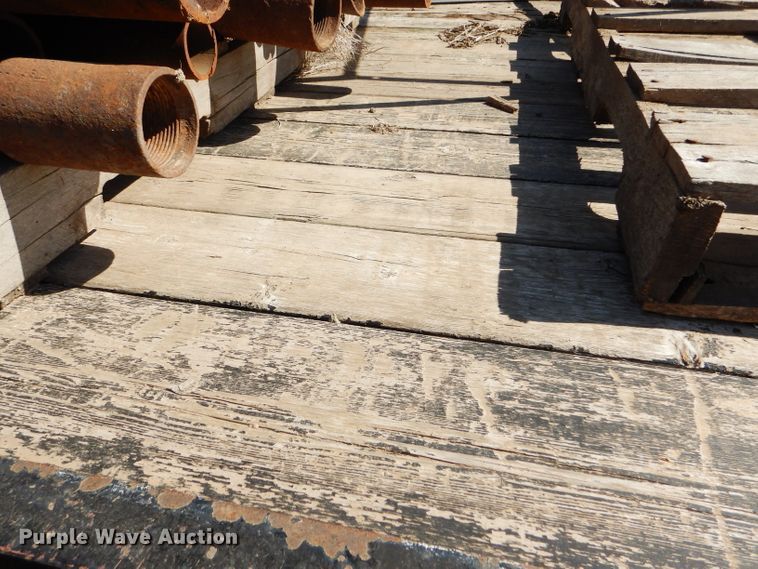 image for item DC5095 1979 W-W flatbed trailer