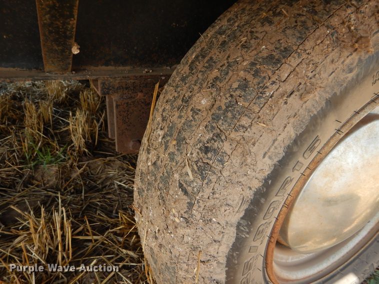 image for item DC5095 1979 W-W flatbed trailer