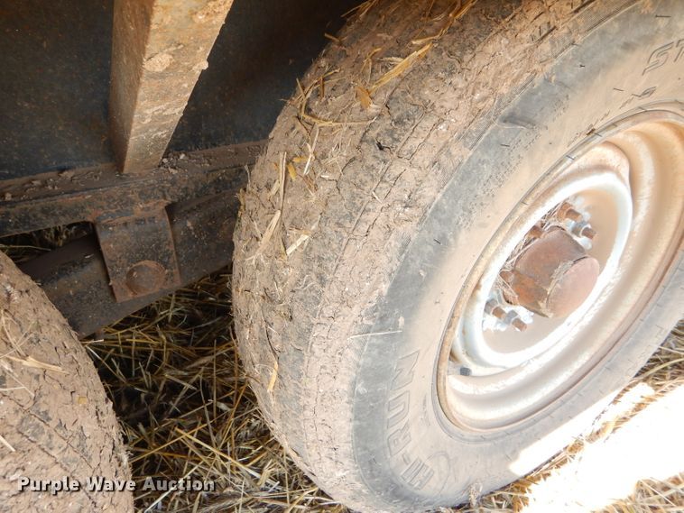 image for item DC5095 1979 W-W flatbed trailer