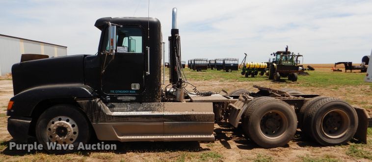image for item DC5096 1996 Freightliner FLD semi truck