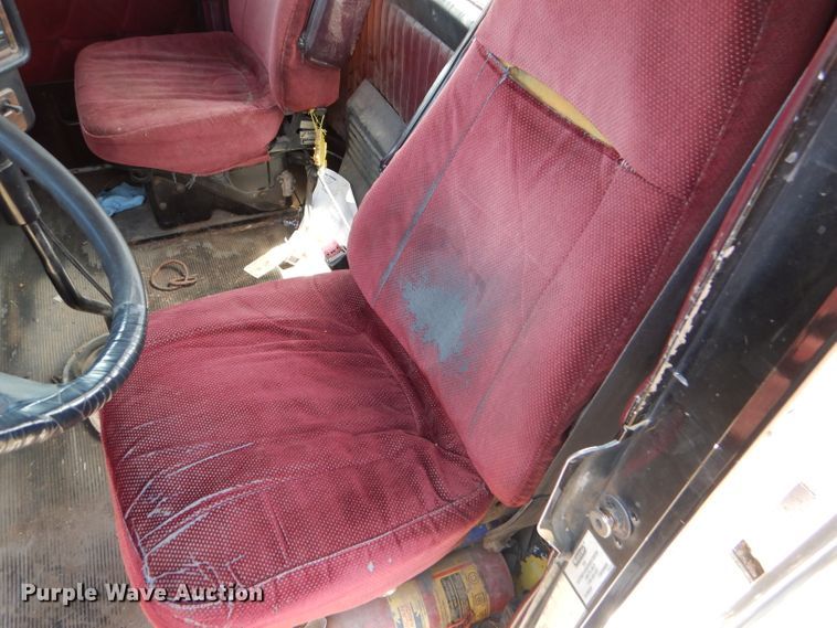 image for item DC5096 1996 Freightliner FLD semi truck