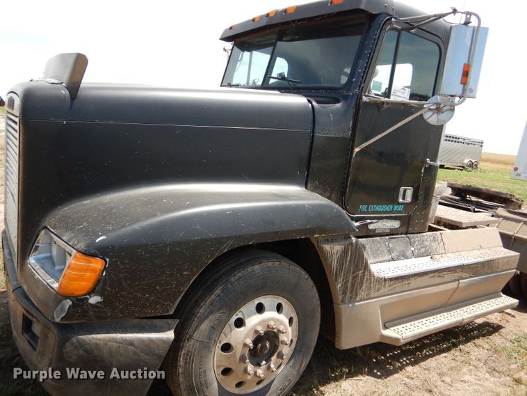 image for item DC5096 1996 Freightliner FLD semi truck