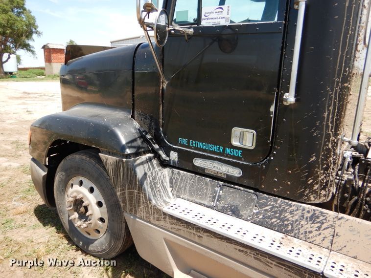 image for item DC5096 1996 Freightliner FLD semi truck