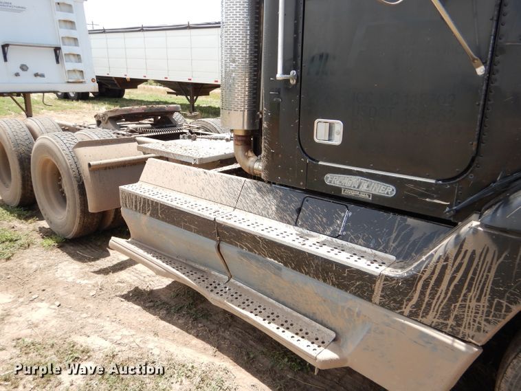 image for item DC5096 1996 Freightliner FLD semi truck