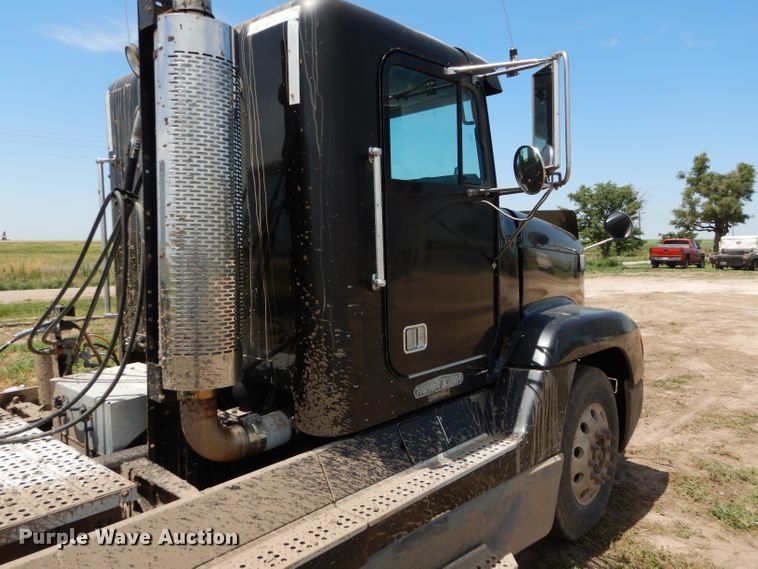 image for item DC5096 1996 Freightliner FLD semi truck
