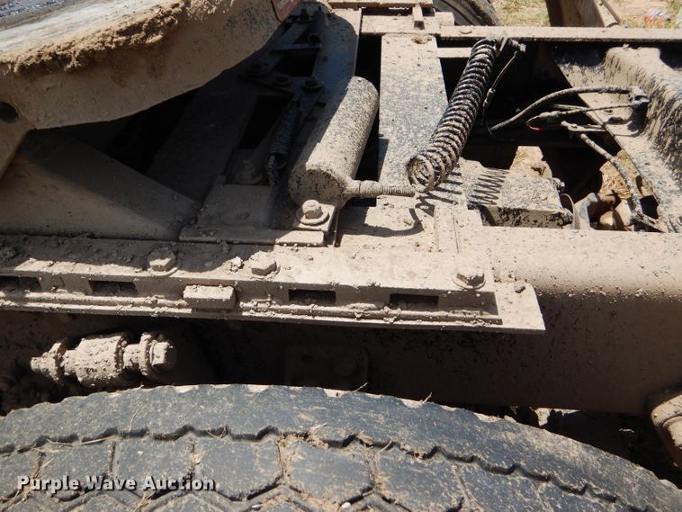 image for item DC5096 1996 Freightliner FLD semi truck