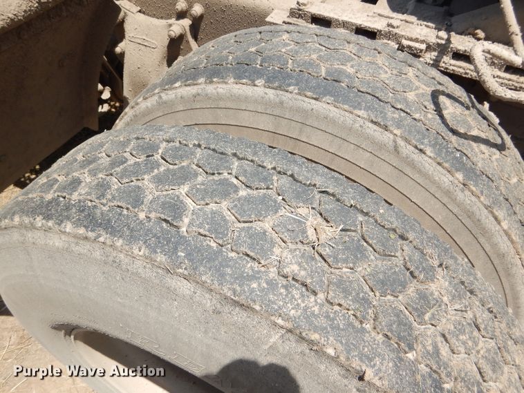 image for item DC5096 1996 Freightliner FLD semi truck