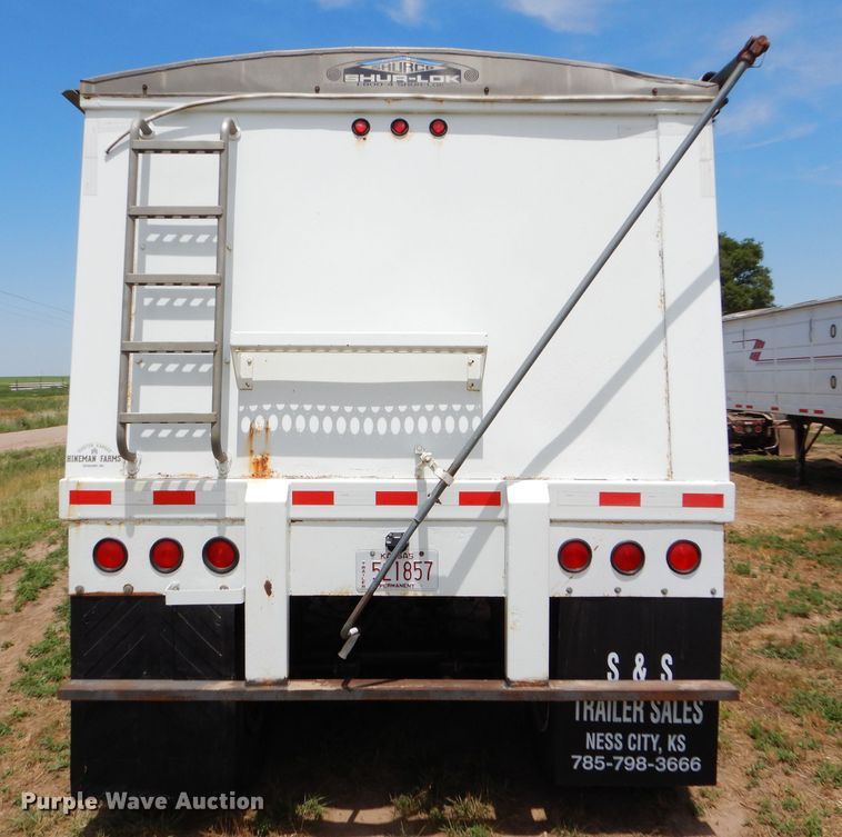 image for item DC5097 2001 Maurer double hopper grain trailer