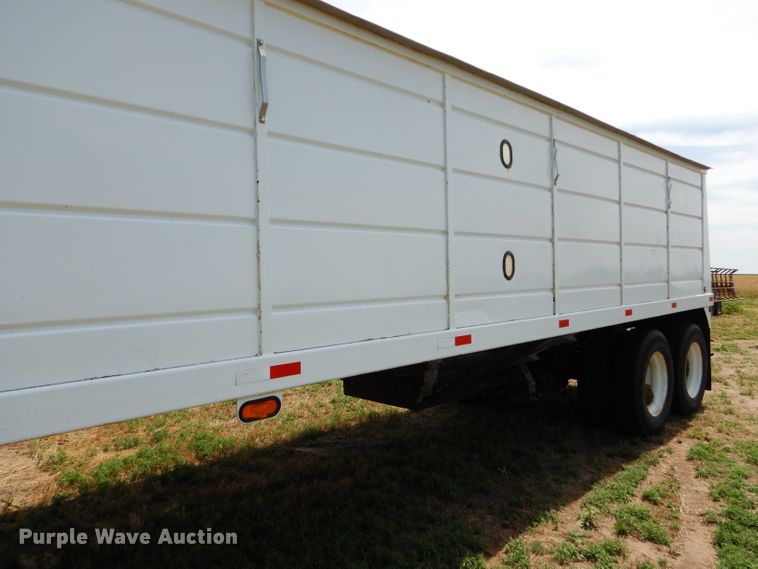image for item DC5097 2001 Maurer double hopper grain trailer