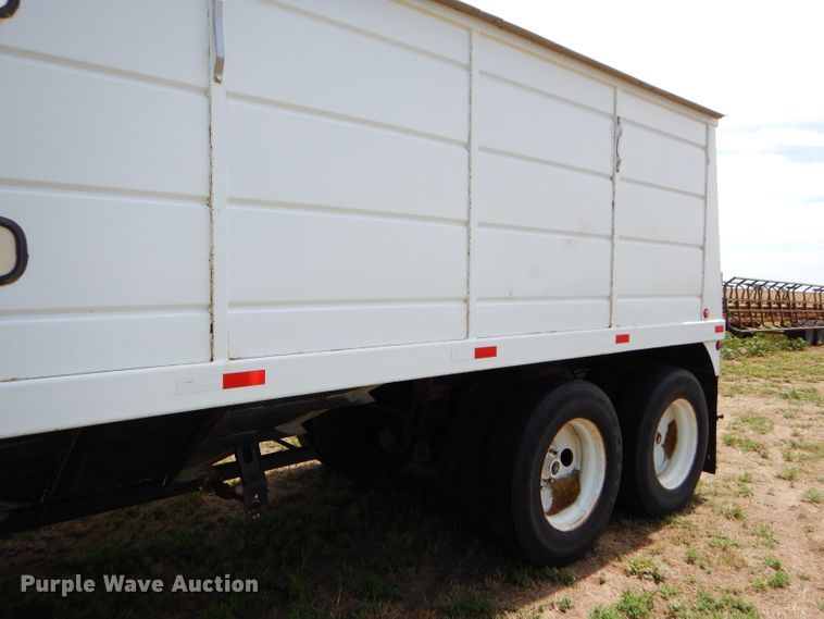 image for item DC5097 2001 Maurer double hopper grain trailer