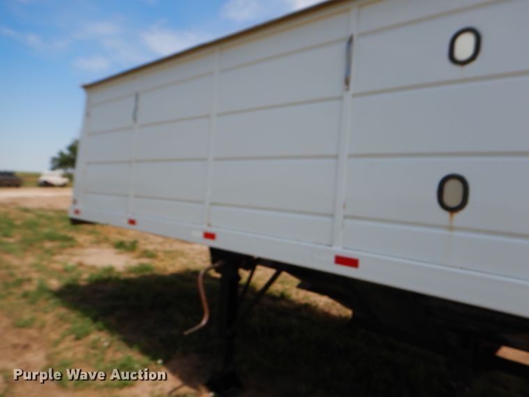 image for item DC5097 2001 Maurer double hopper grain trailer