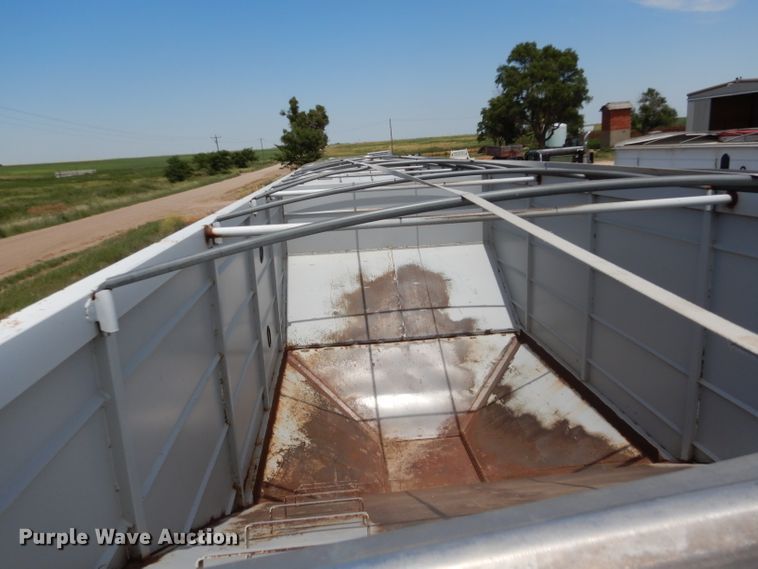 image for item DC5097 2001 Maurer double hopper grain trailer