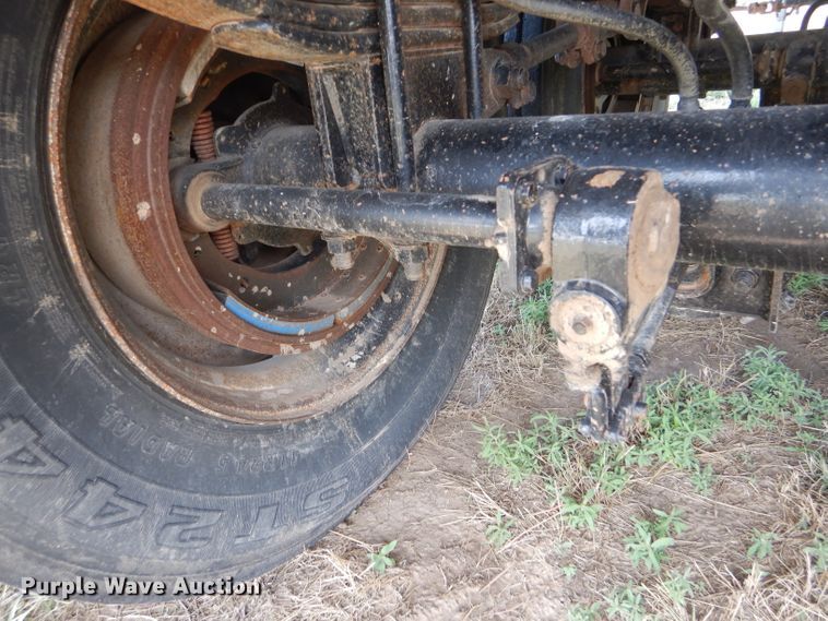 image for item DC5097 2001 Maurer double hopper grain trailer