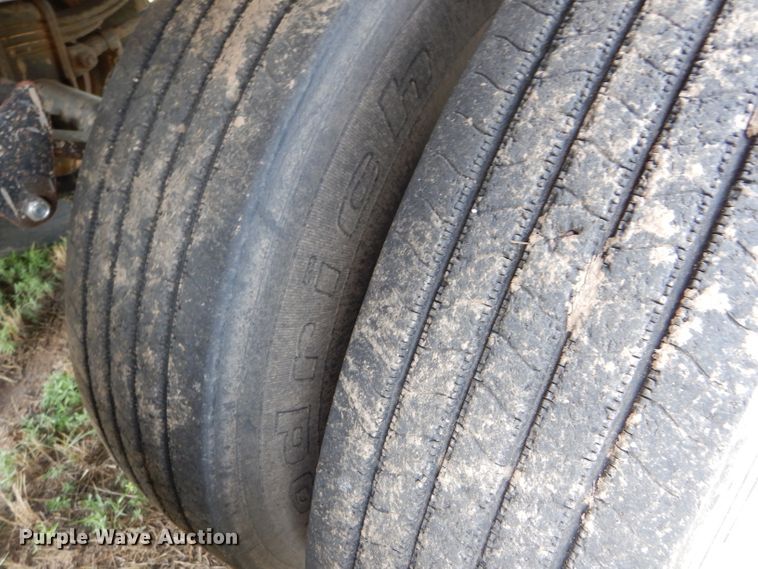 image for item DC5097 2001 Maurer double hopper grain trailer