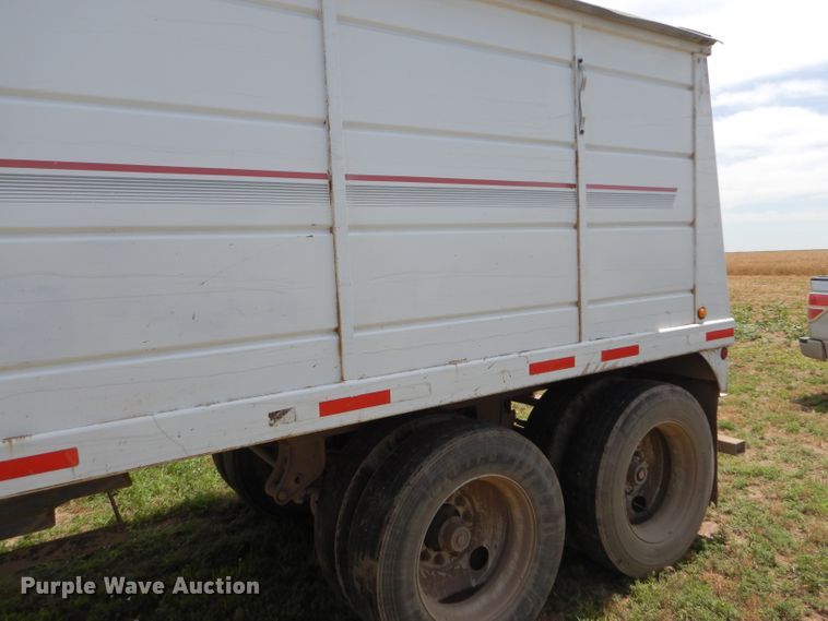 image for item DC5098 2001 Maurer double hopper bottom grain trailer