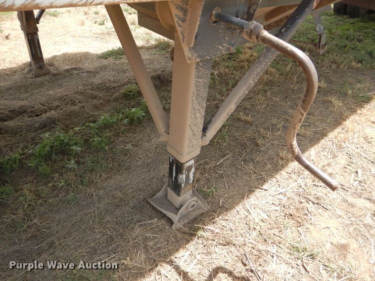 image for item DC5098 2001 Maurer double hopper bottom grain trailer