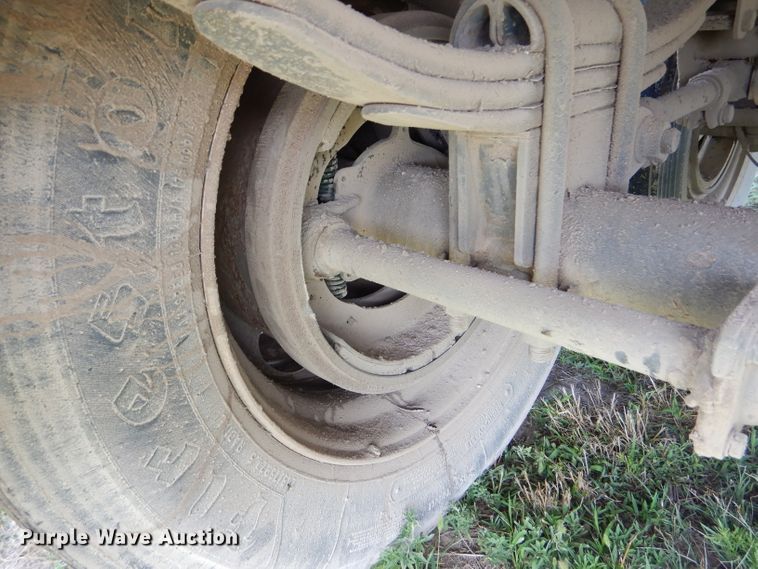 image for item DC5098 2001 Maurer double hopper bottom grain trailer