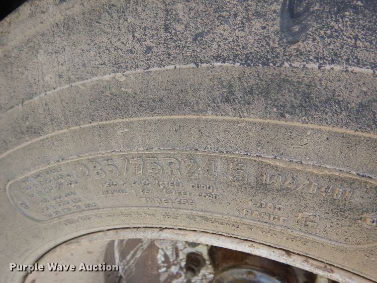 image for item DC5098 2001 Maurer double hopper bottom grain trailer