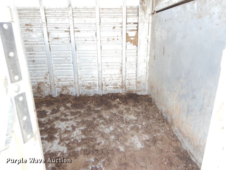 image for item DC5100 2005 Liberty 16X6JJ livestock trailer