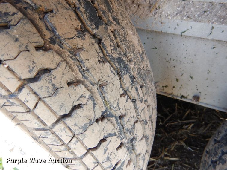 image for item DC5100 2005 Liberty 16X6JJ livestock trailer