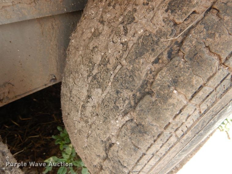 image for item DC5100 2005 Liberty 16X6JJ livestock trailer