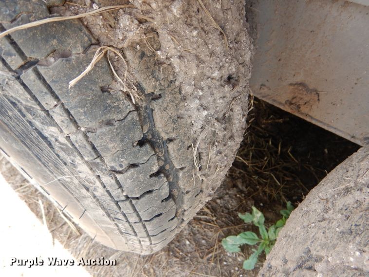 image for item DC5100 2005 Liberty 16X6JJ livestock trailer