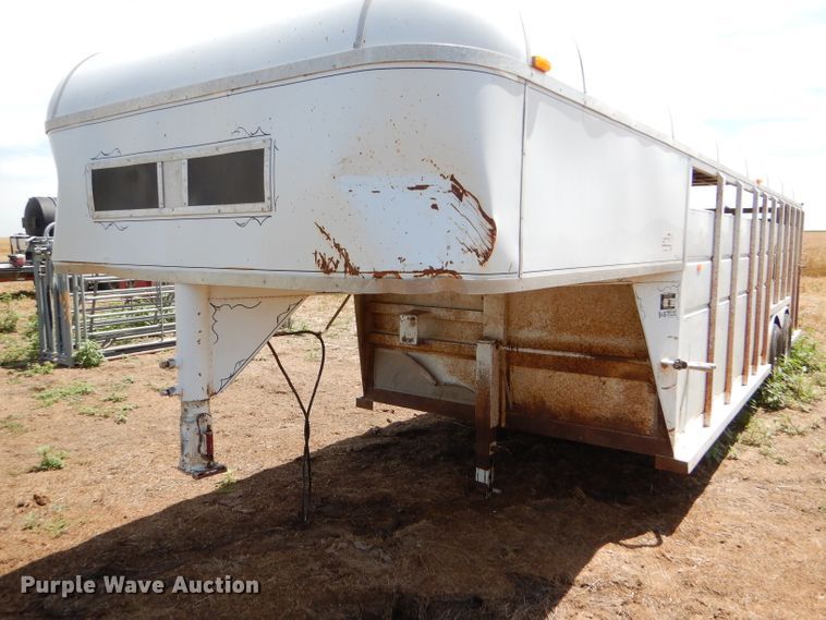 image for item DC5101 1987 Trail Magic G1987 livestock trailer