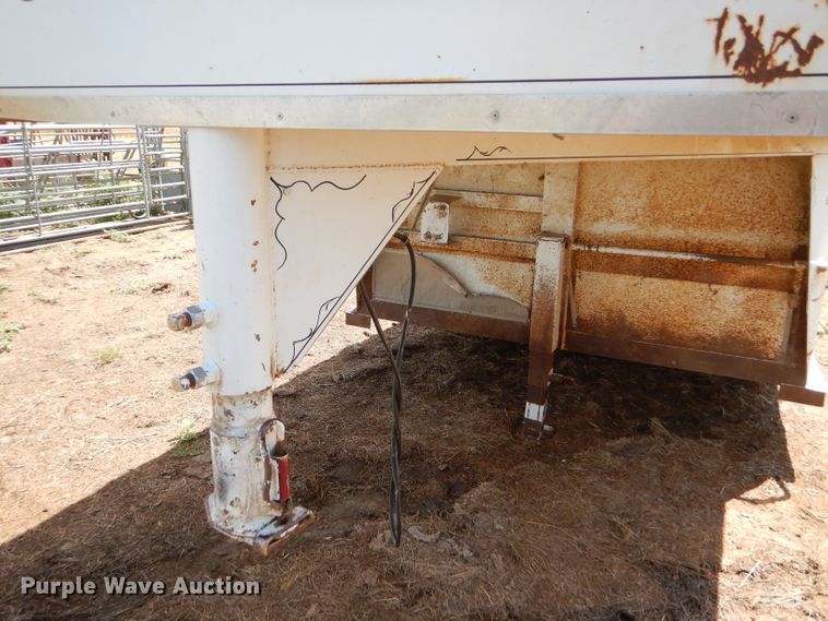 image for item DC5101 1987 Trail Magic G1987 livestock trailer