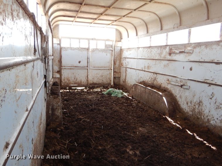 image for item DC5101 1987 Trail Magic G1987 livestock trailer