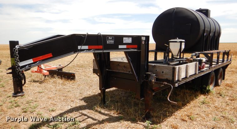 image for item DC5102 2003 Neal flatbed trailer with nurse tank