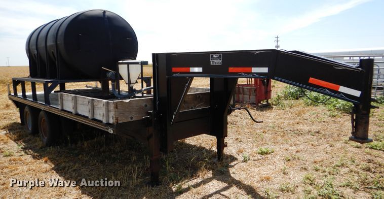 image for item DC5102 2003 Neal flatbed trailer with nurse tank