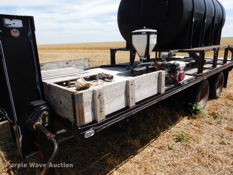 image for item DC5102 2003 Neal flatbed trailer with nurse tank