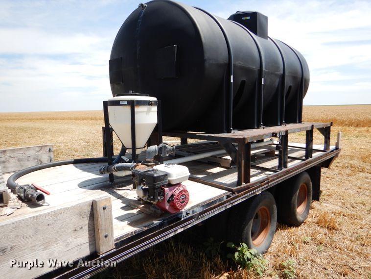 image for item DC5102 2003 Neal flatbed trailer with nurse tank