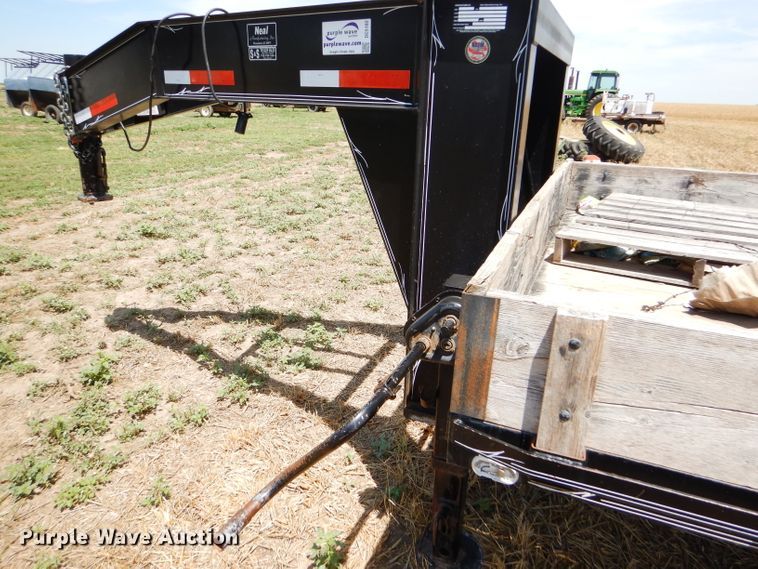 image for item DC5102 2003 Neal flatbed trailer with nurse tank