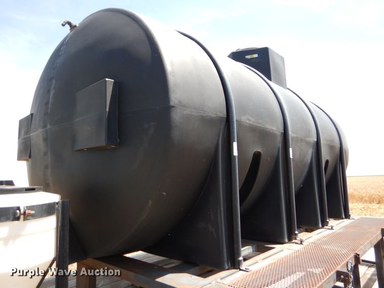 image for item DC5102 2003 Neal flatbed trailer with nurse tank