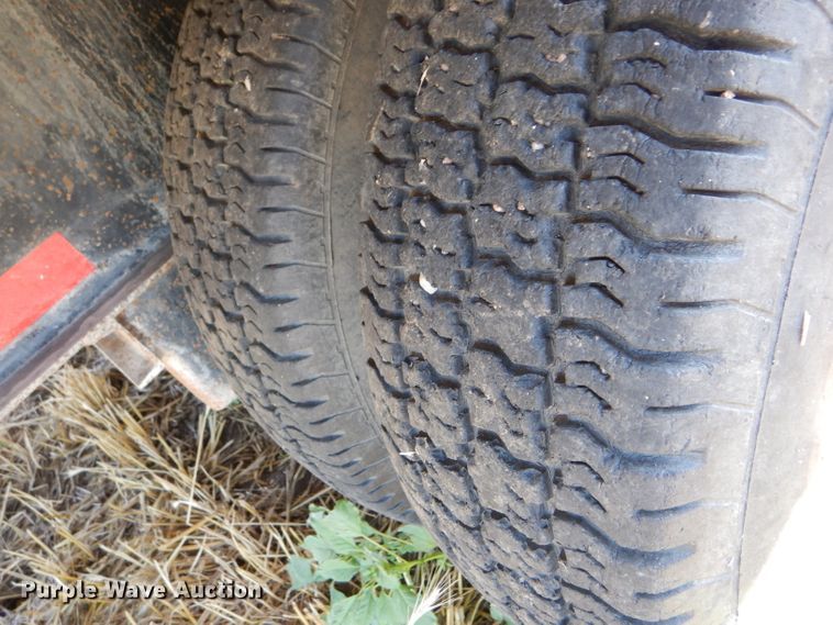 image for item DC5102 2003 Neal flatbed trailer with nurse tank