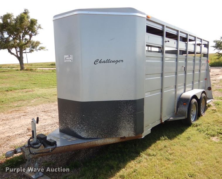 image for item DC5103 2007 Titan Challenger livestock trailer