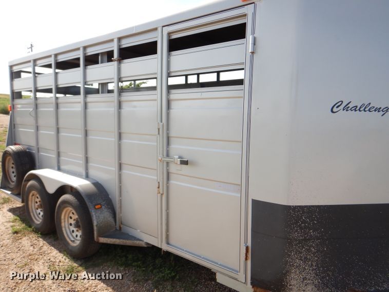 image for item DC5103 2007 Titan Challenger livestock trailer